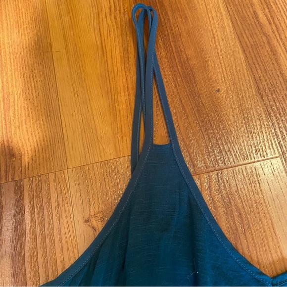 Urban Outfitters Teal Tank Top with Cutout lace - Picture 4 of 6